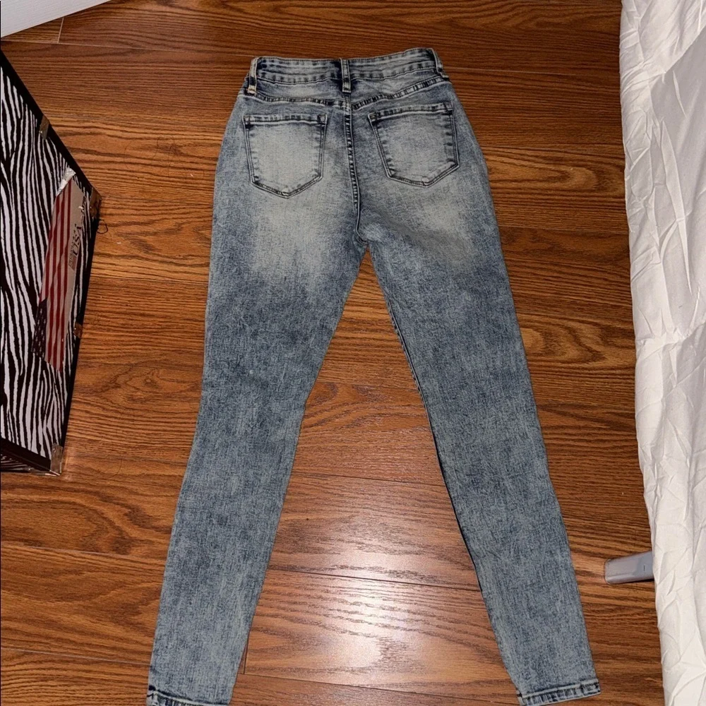 Skinny Jeans - Picture 2 of 5